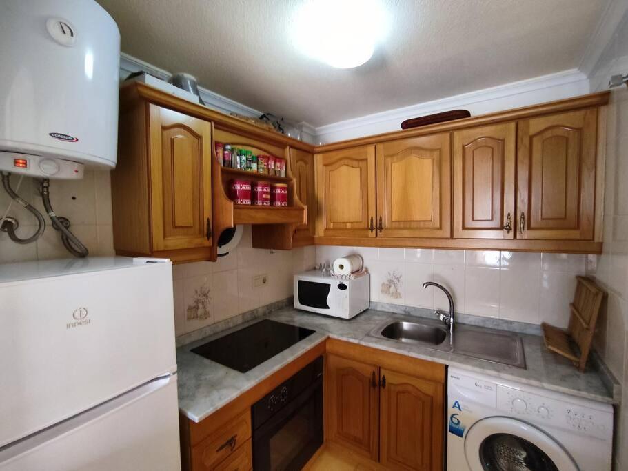 Apartamento Comodo A 300 Metros De La Playa Santa Pola Exterior foto