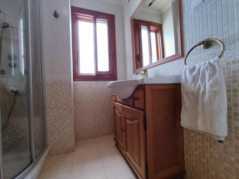 Apartamento Comodo A 300 Metros De La Playa Santa Pola Exterior foto