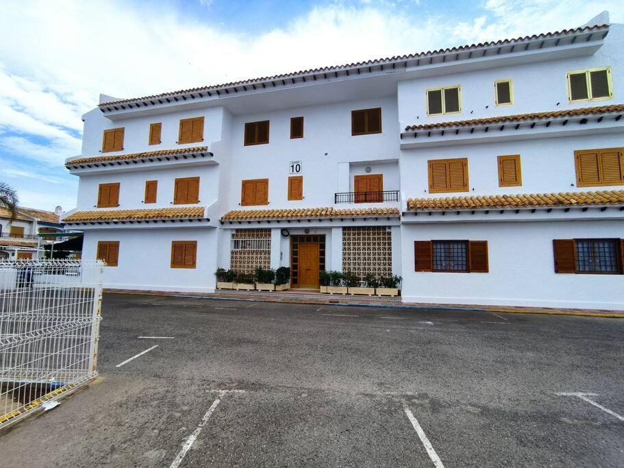 Apartamento Comodo A 300 Metros De La Playa Santa Pola Exterior foto